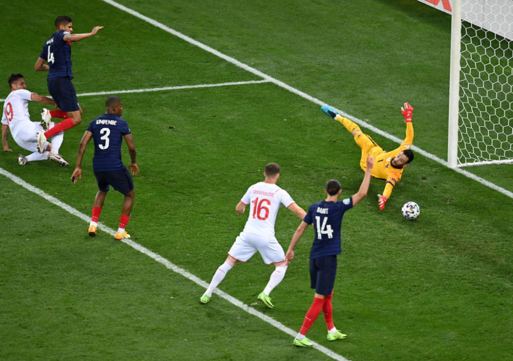  法国国脚公开道歉 红牌犯规毁掉球队晋级路  