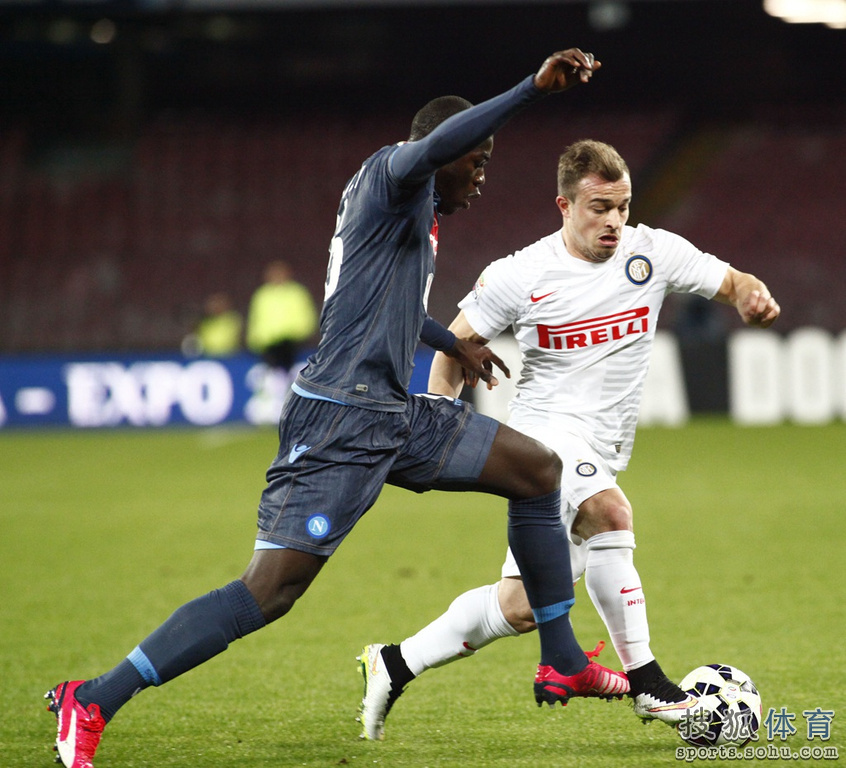  国米铁卫红牌下场陷被动  